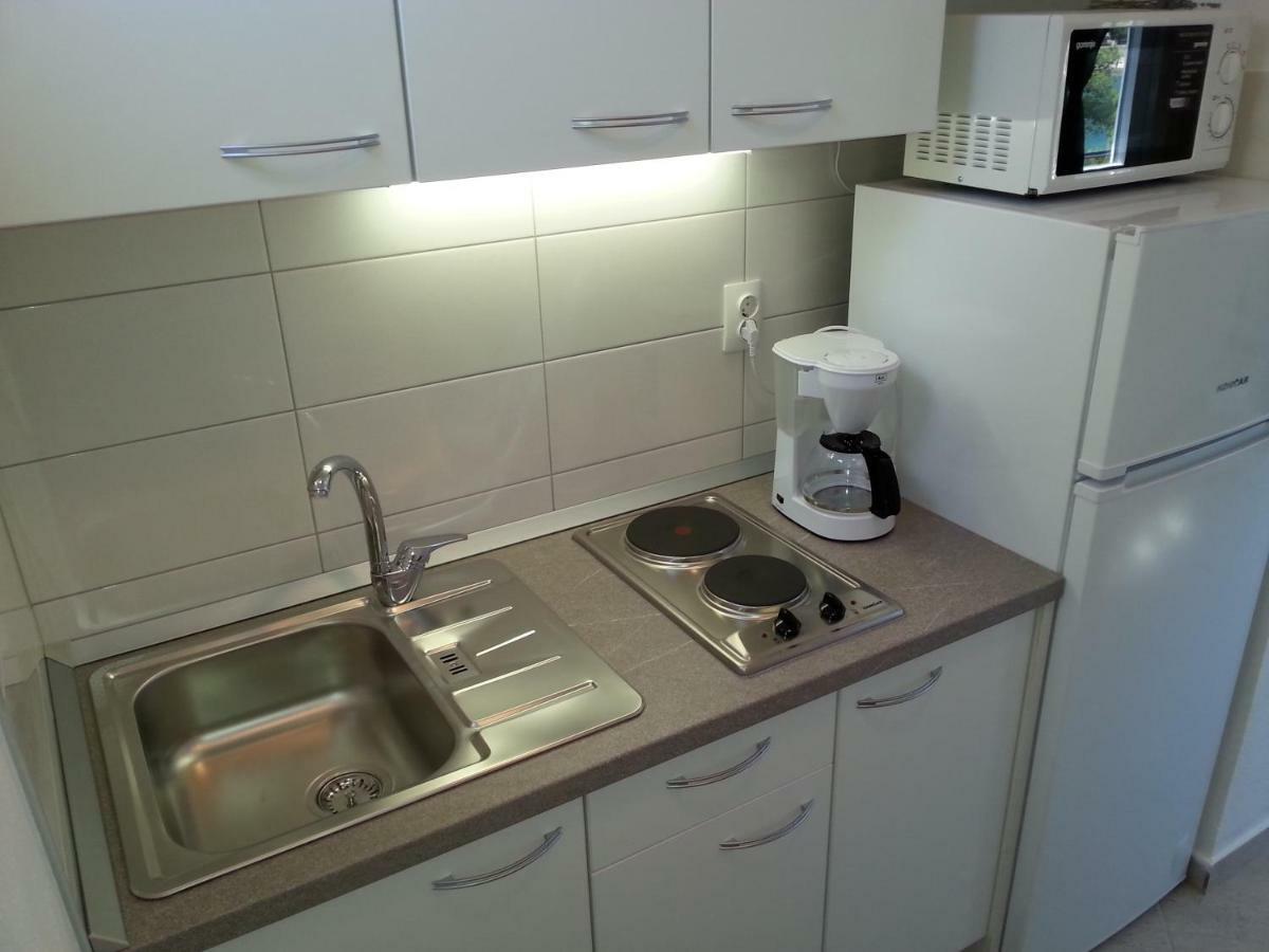 Studio Apartment Luce Marina Eksteriør billede